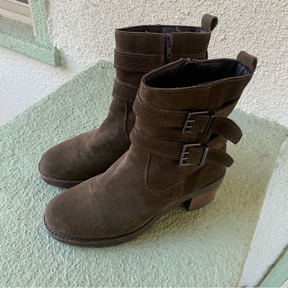 Vintage Foundry Co. Brown Suede Ankle Booties with Buckle Straps Size 8.5